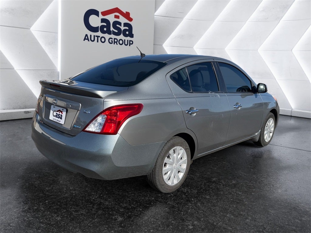 2013 Nissan Versa 1.6 SV