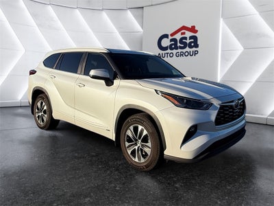 2023 Toyota Highlander Hybrid XLE