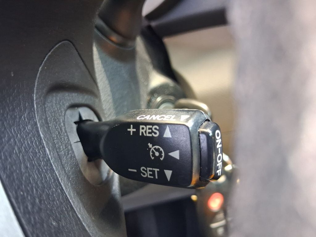 2013 Toyota Highlander SE