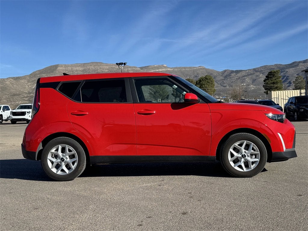 2024 Kia Soul LX