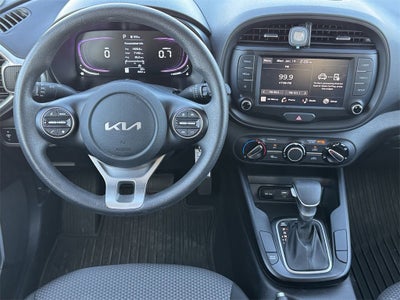 2024 Kia Soul LX